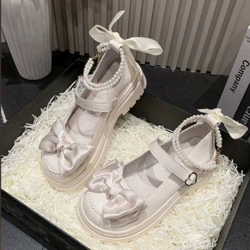 Sweet Lolita Bow Women Mary Jane Shoes Heart Buckle Pearl Chain Thick Sole Footwears Cosplay Party Girls Loafers Mujer Zapatos