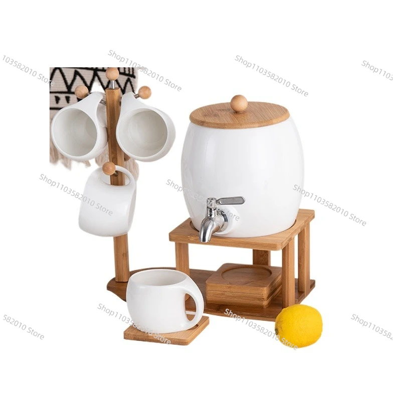 

Большой кувшин для холодной воды из белого фарфора, креативный набор керамических чашек с медным краном для соков и напитков.