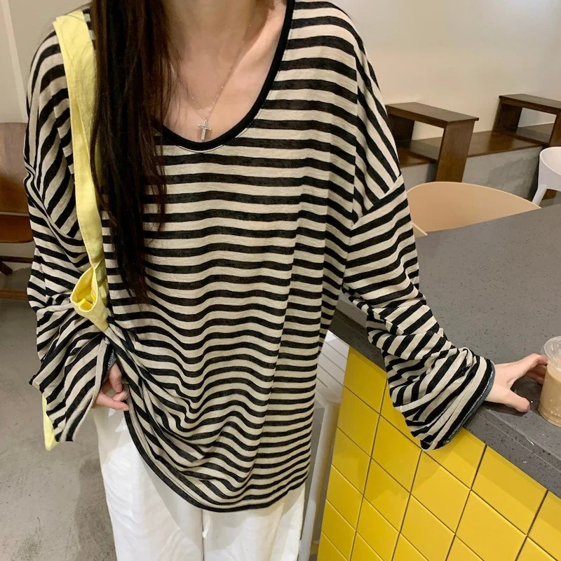Autumn Harajuku Tops Y2k Black Apricot Striped V Neck T-shirts Baggy Casual Long Sleeved Top Woman Clothes Grunge Korean Fashion