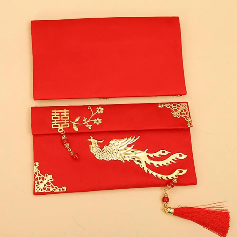 Envelope vermelho sofisticado com toque festivo, bolsa de dinheiro da sorte, engroçado e elegância, ano novo