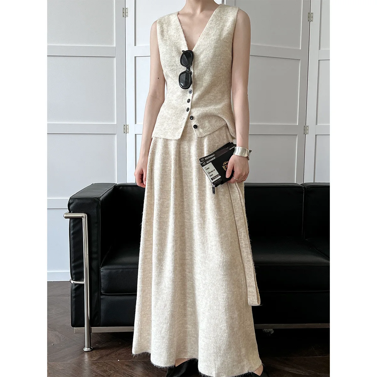 

Casual French Knitted Coat Women's 2025 Autumn New Sleeveless Ribbon+half Skirt Two Piece Set Ss568