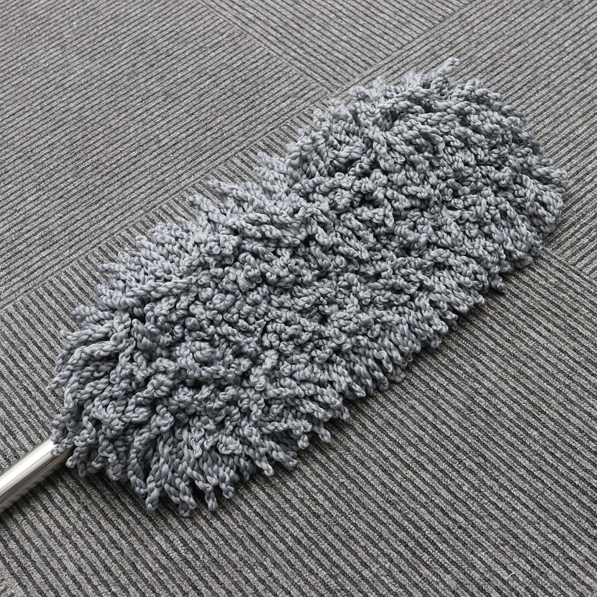 

Large Car Cleaning Dust Brush Wax Drag with Thickening Stainless Steel Retractable Handle (Random Color)