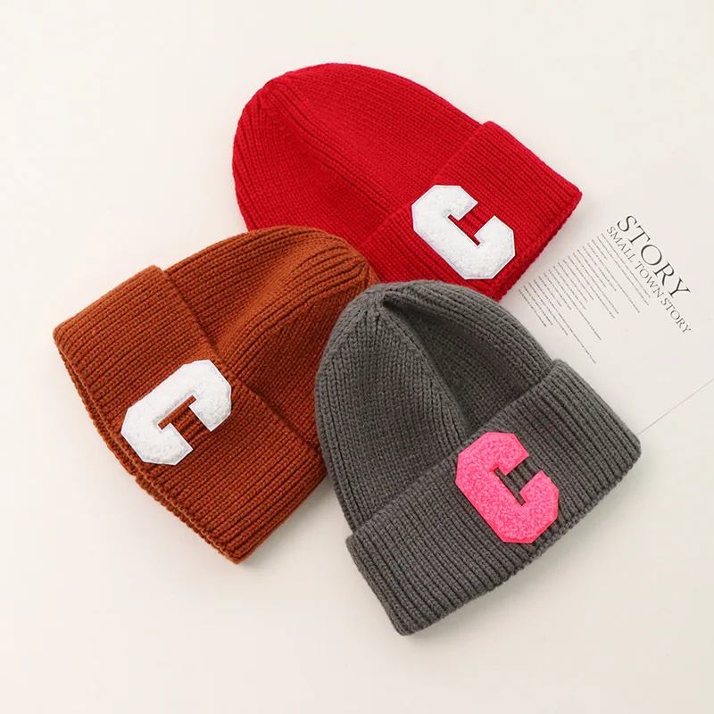 C letter knitted hat Warm boys and girls Korean autumn and winter thickened wool hat candy color simple ear protection hat