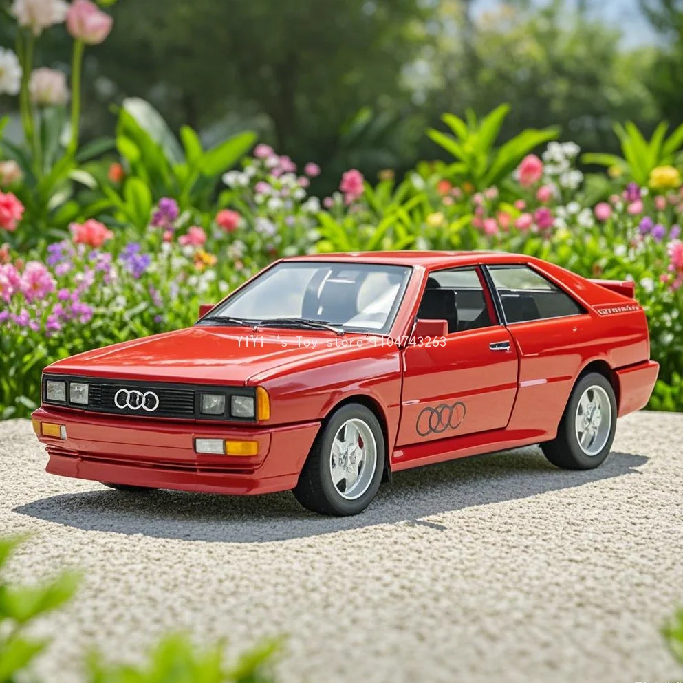 

1/36 Audi Quattro 1980 vintage car alloy Mini car model, high-end desktop decoration, high-end collectibles and gifts, 30