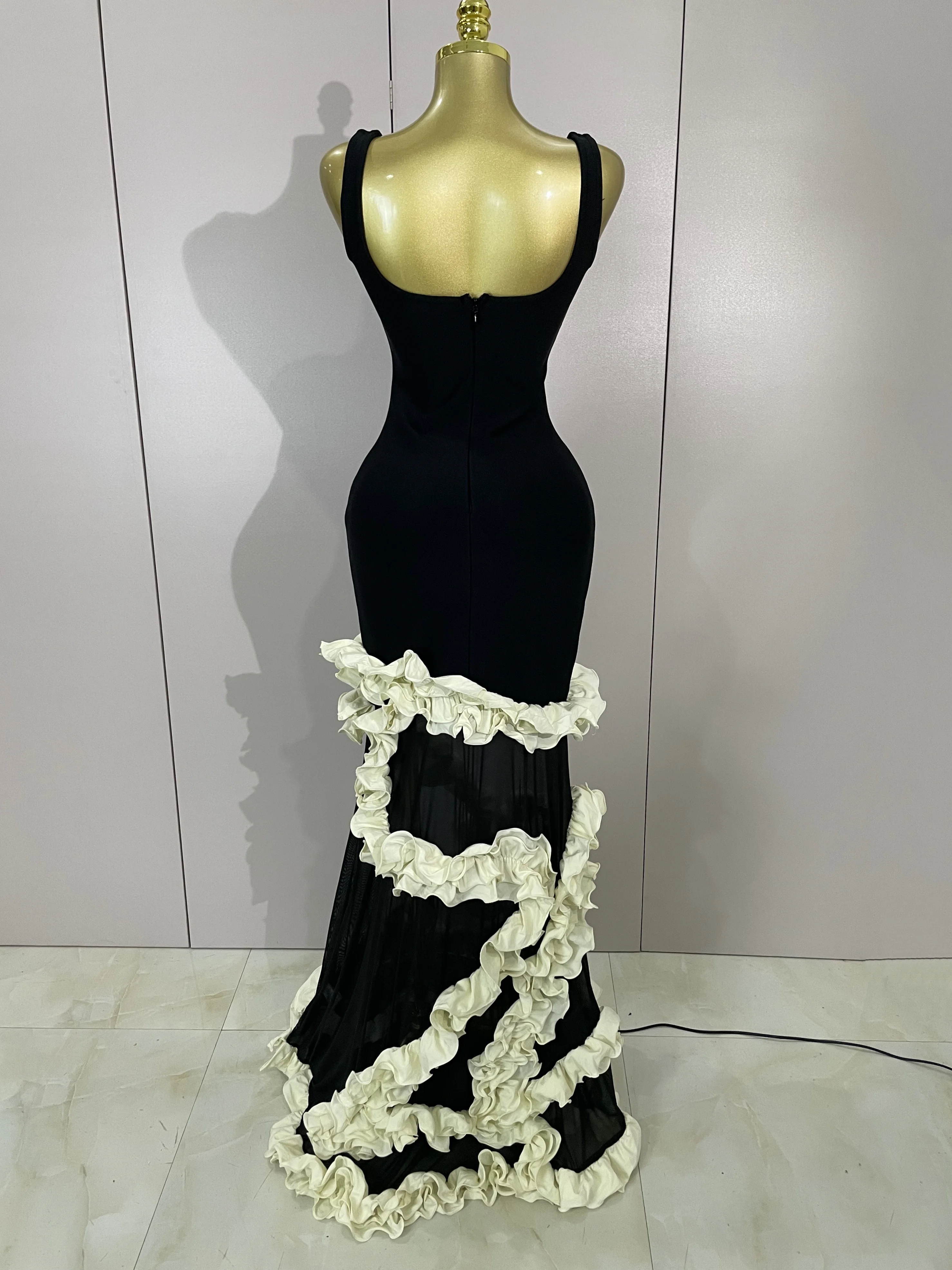 Sexy noir col carré épissé maille à volants moulante pansement Maxi robe femmes célébrer soirée Club fête élégante robes d'anniversaire