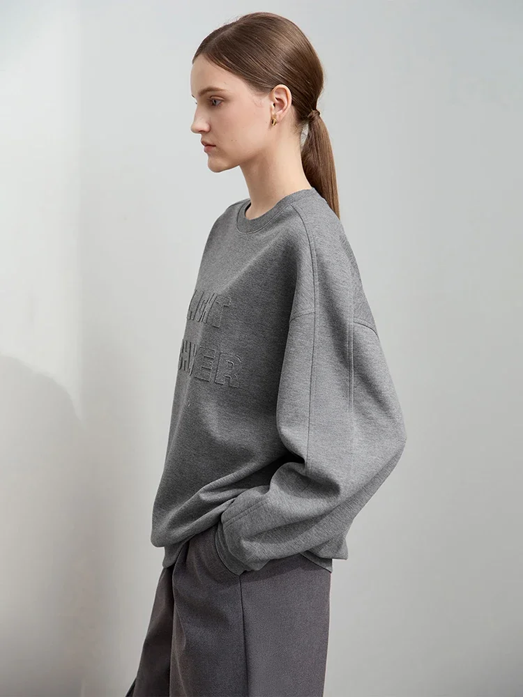 AMII Minimalist Sweatshirt For Women 2025 Spring New Casual Streetwear O-Neck Drop Sleeves Letter Print Loose Tops 12511052
