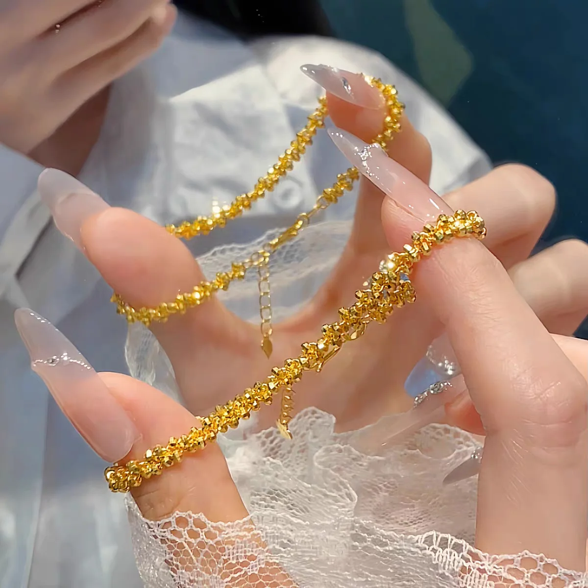 Exquisite jewelry sparkling lace bouncy bead necklace gold-colored baby's breath bracelet horseshoe filigree elegant