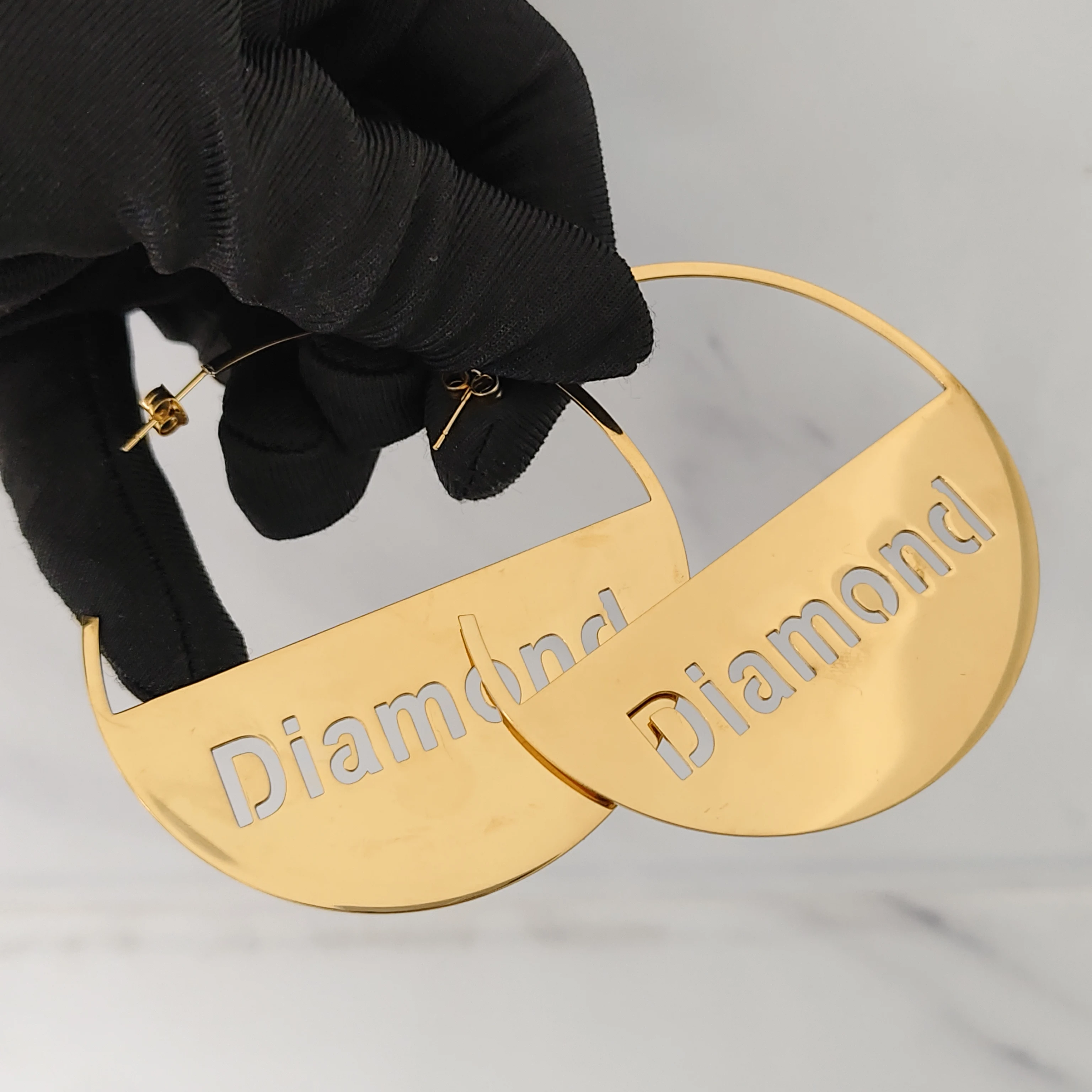 DCEE, venta al por mayor, pendientes huecos con nombre personalizado de 50mm, pendientes con letras personalizadas, regalo del Día de San Valentín, venta directa del fabricante