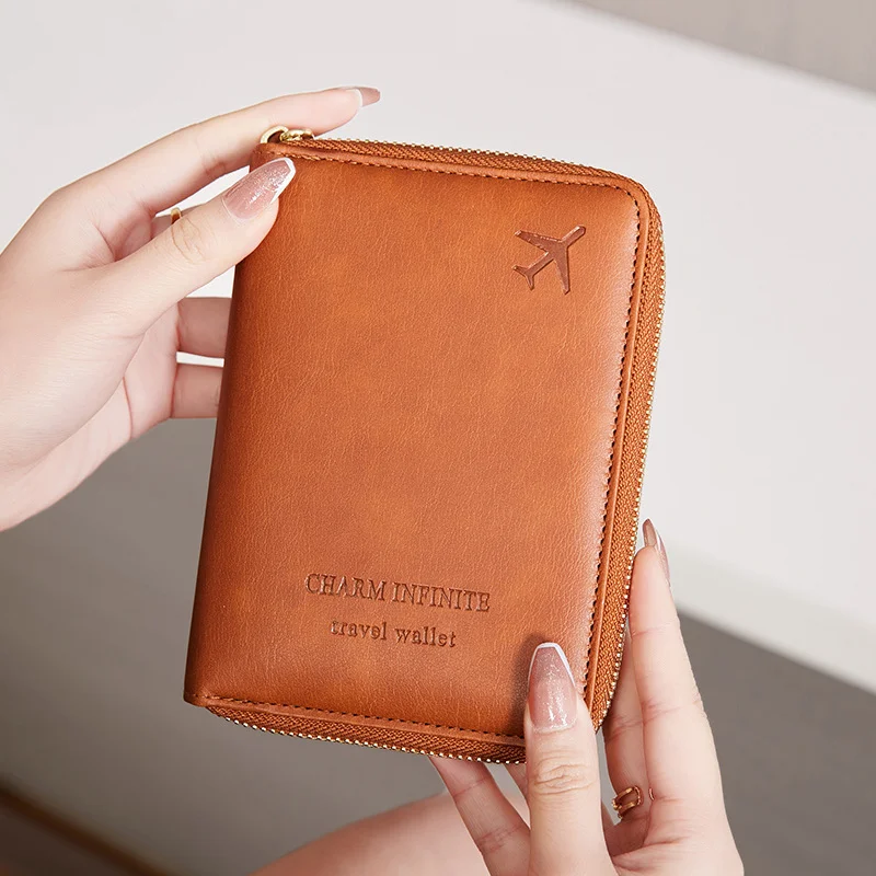 

Minimalist and Fashionable Passport Holder Multifunctional PU Leather Travel Accessory Passport Holder Wallet Holder Case Unisex