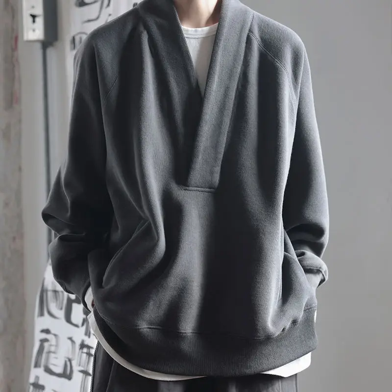 

2024 new graphite gray chic V-neck sweatshirt, bristle plus fleece raglan sweatshirt jacket