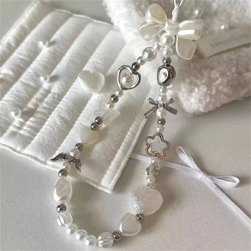 INS Korean Cute White Bow Heart Pearl Beads Beaded Phone Chain For iPhone Camera Hanging Rope Anti-Lost Lanyard Hanging Jewelry