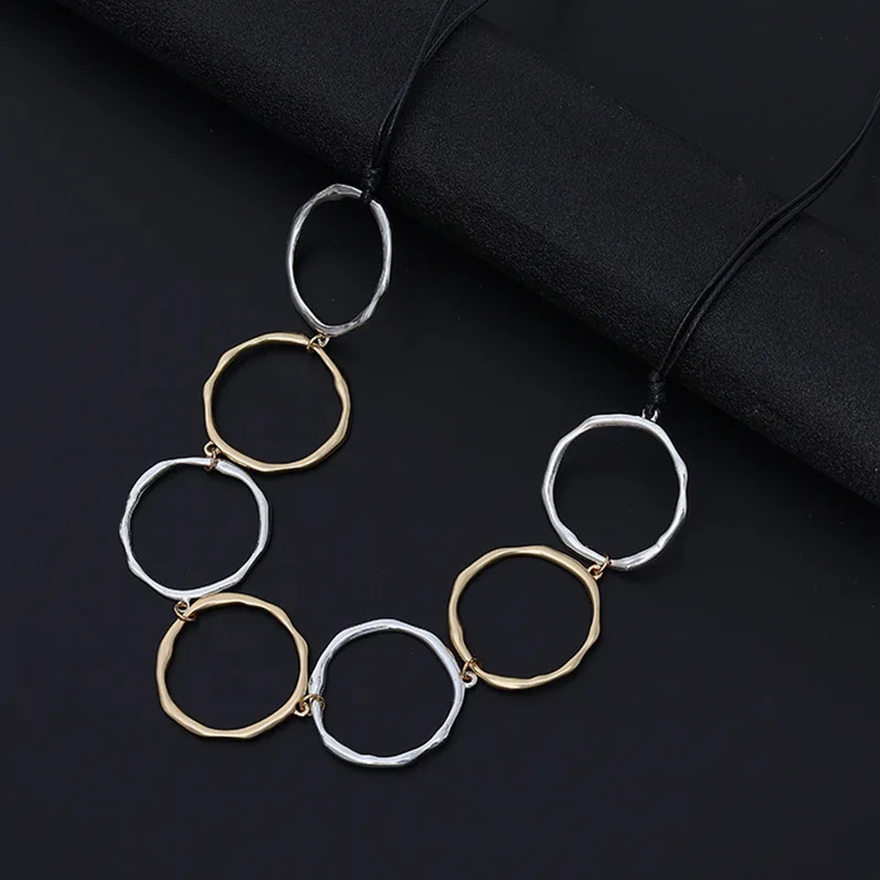 new popular European and American style geometric peach heart necklace wood + alloy snake bone chain women's long sweat