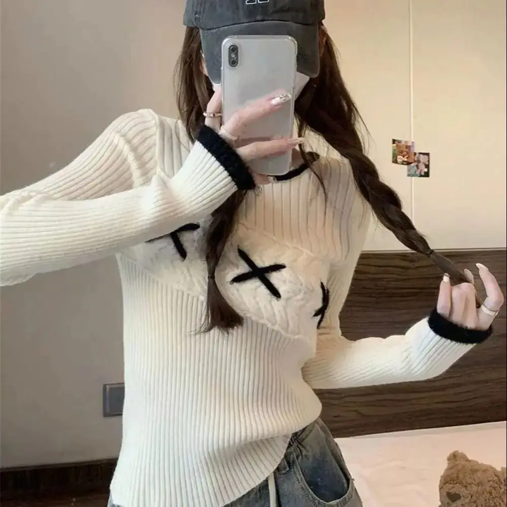 Knitted Sweater Base Layer Women 2024 New Autumn Design Western Style Unique Unique Versatile Design Niche Tops