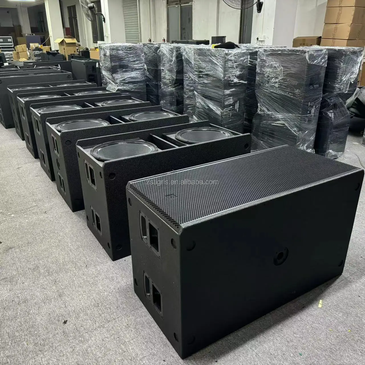 

Sub 8008-A Dual 18 Inch Active Powered Subwoofer for Stage Event pro Audio PA Sound System