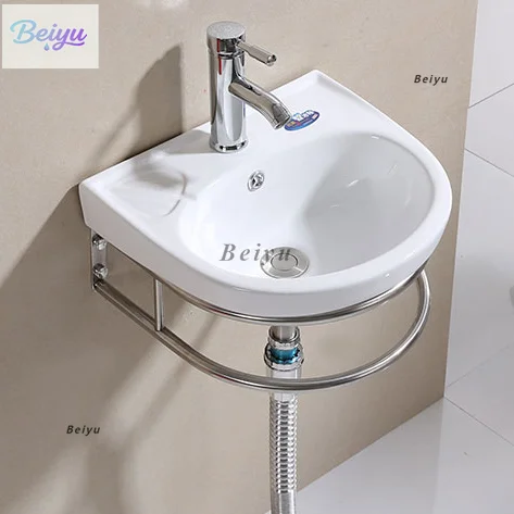 

Мини-умывальник для маленькой квартиры, ванной комнаты, подвесной умывальник, умывальник для балкона, керамическая поверхность, тарелка для бассейна, простая настенная тарелка для дома