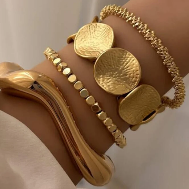 4 قطعة/المجموعة الشرير غير النظامية أساور للنساء حساسة الذهب اللون المعادن الهندسة الكفة الأساور موضة الهيب هوب مجوهرات الحفلات هدايا #1