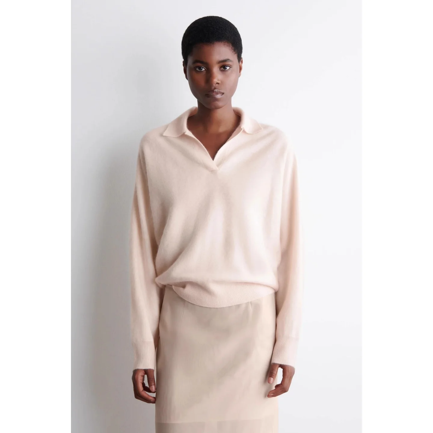 

Повседневный женский трикотаж Camere светло-розового цвета с воротником, осенний сезон, простой дизайн, полный цвет све