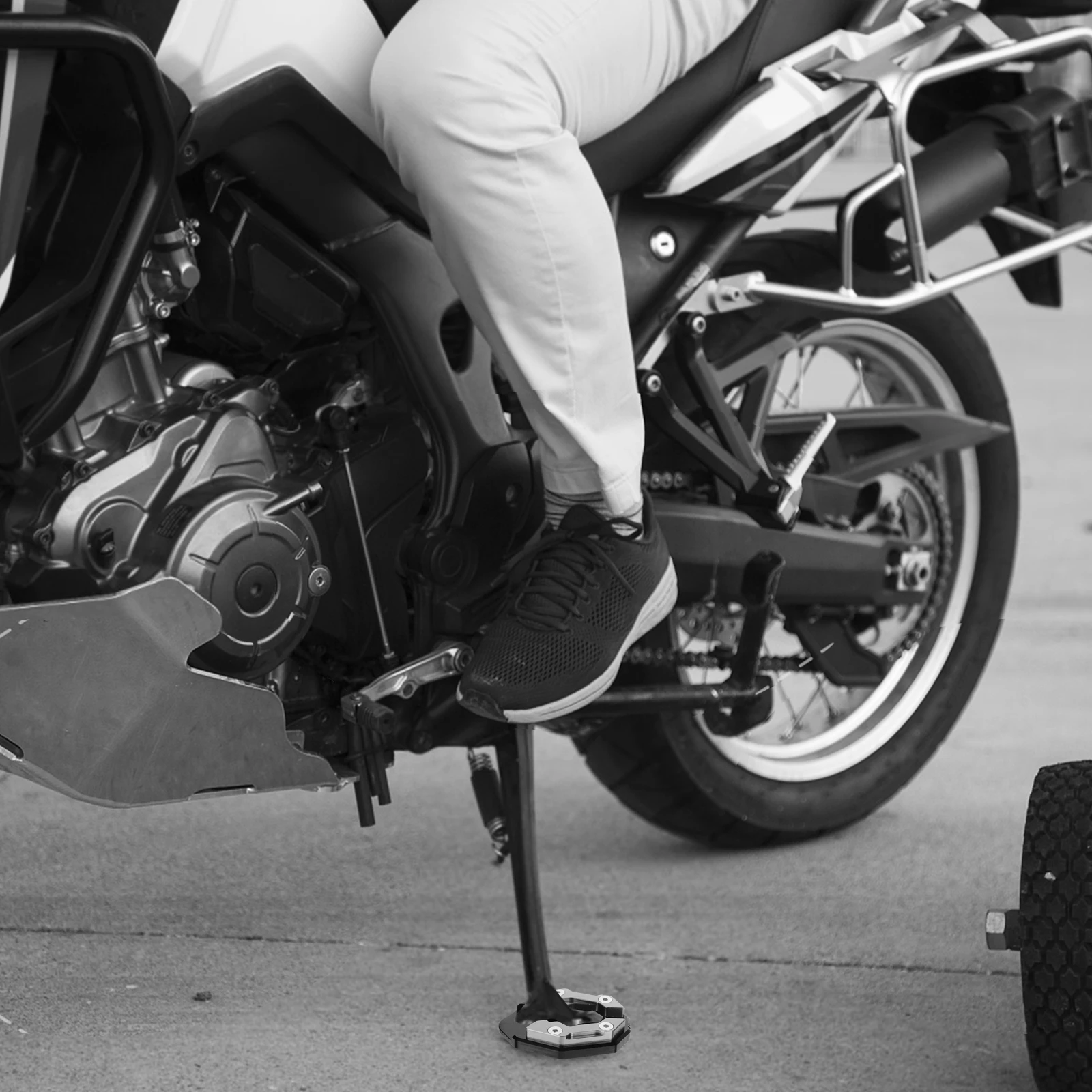 

Aluminum Alloy Motorcycle Kickstand Extension Pad Sturdy Side Support PlateMotorbike Garage Lawn Road Use