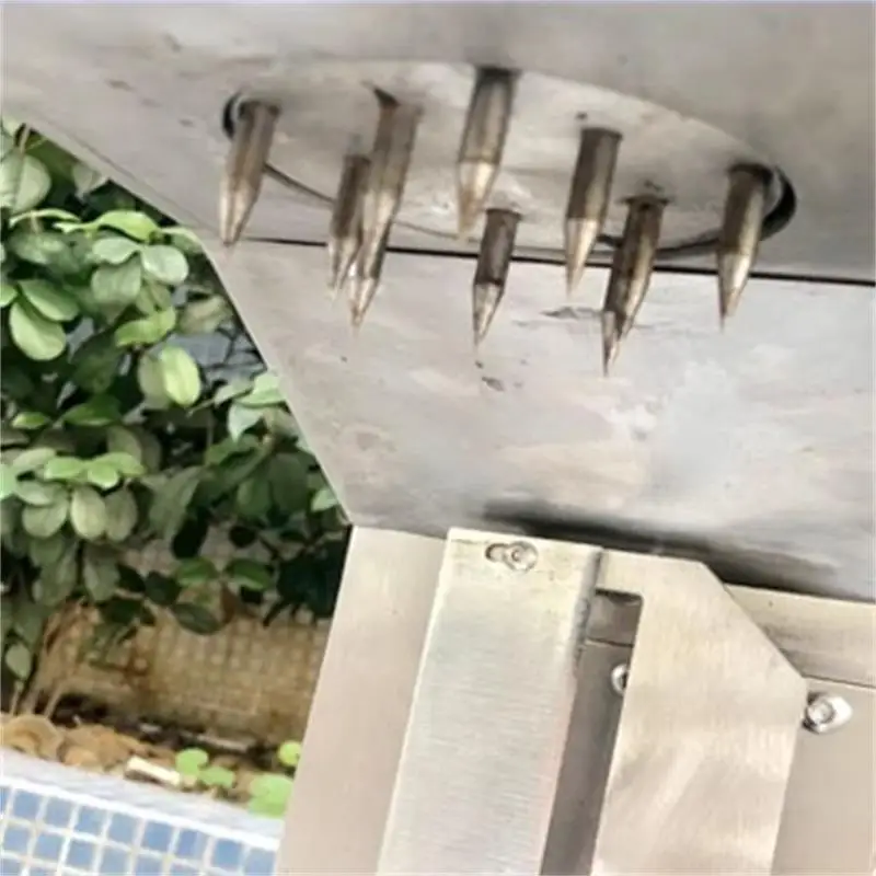 

Машина для очистки и обрезки зеленых кокосов