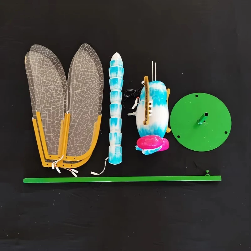 Outdoor dynamic dragonfly light, wing spread landscape theme park decoration wired power supply