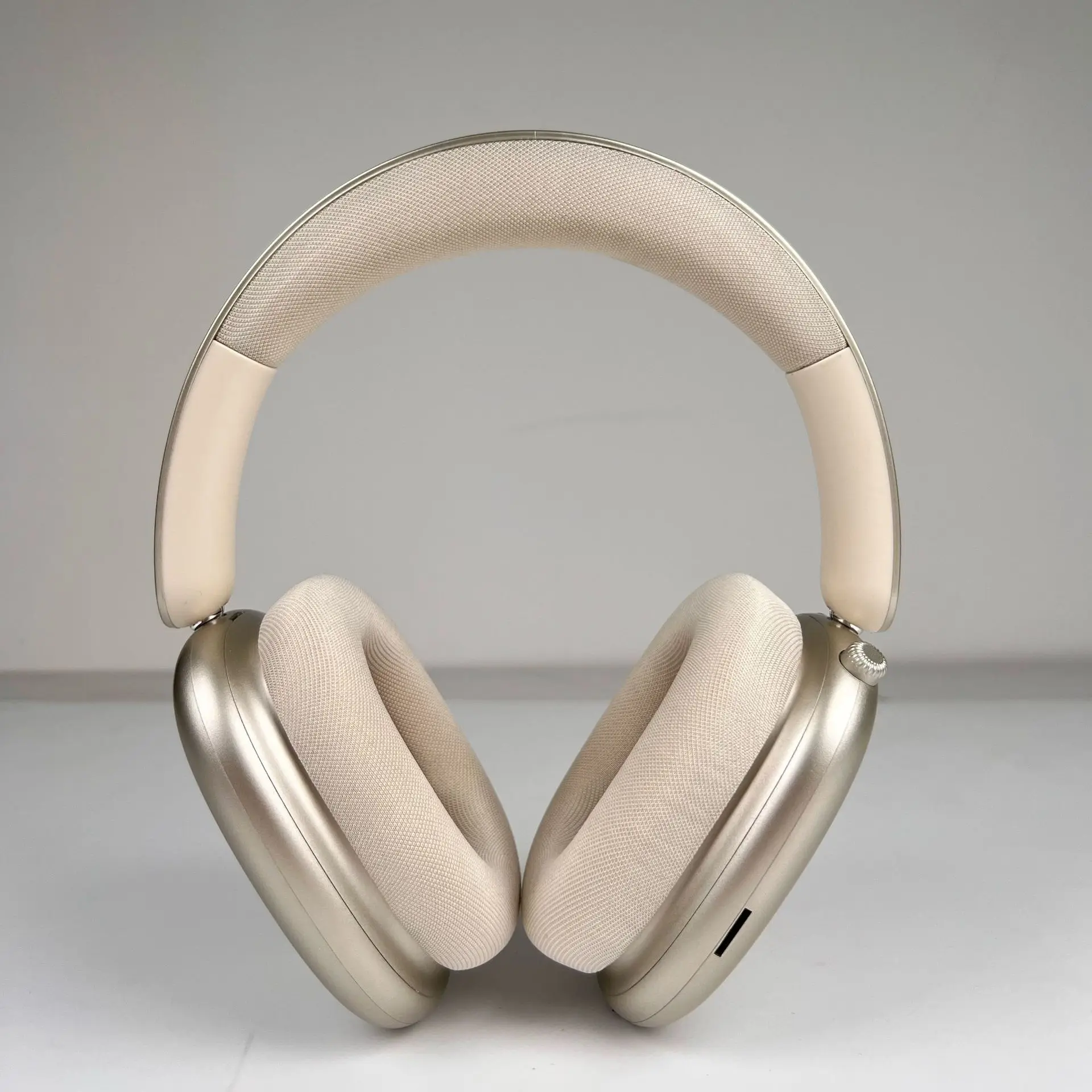 

Новые беспроводные Bluetooth-наушники 2026 P859 с апликационной ручкой-кнопкой, шумоподавлением 25 дБ, полноразмерные, с длительным временем автономной работы и низкой задержкой