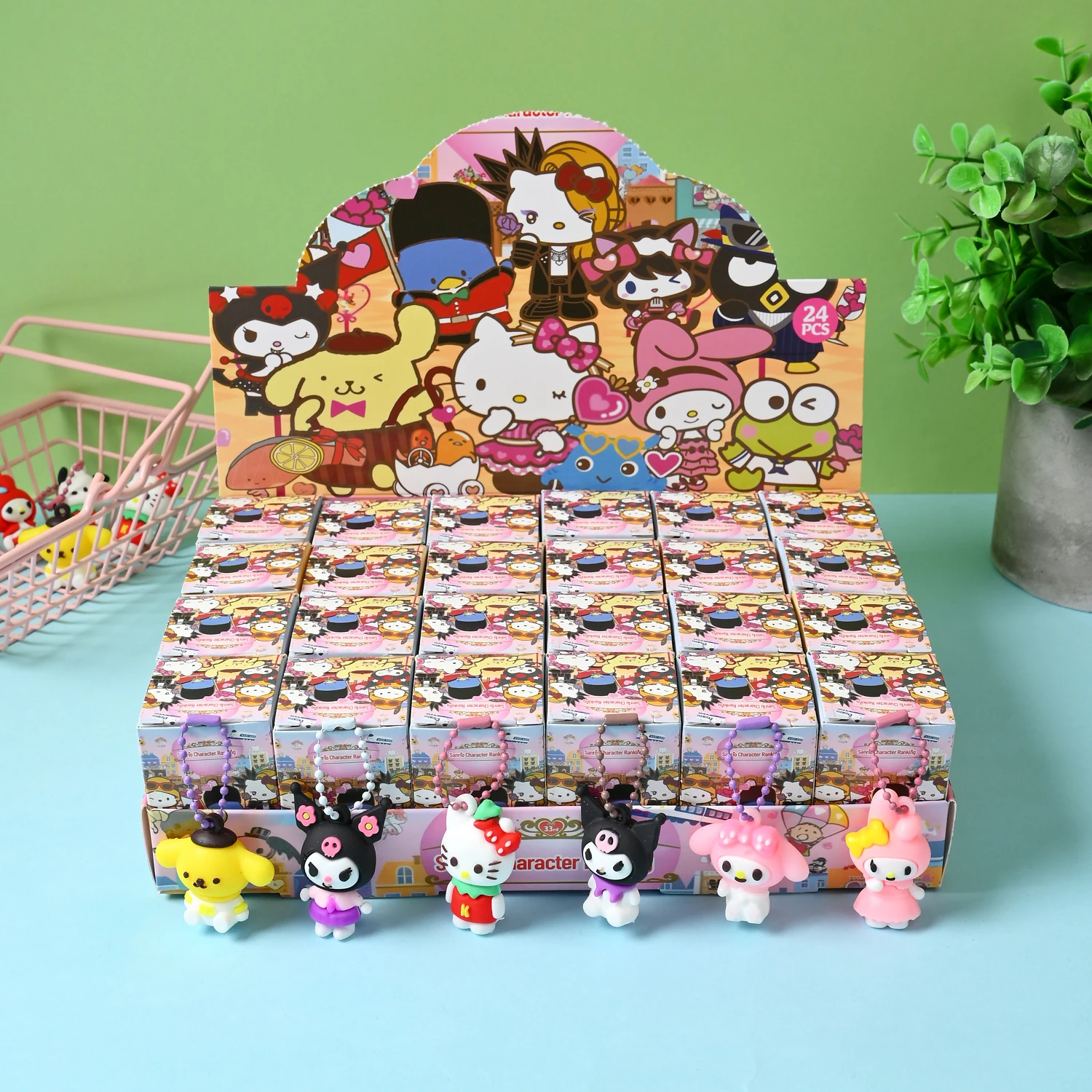 

Набор из 24 фигурок Sanrio Hello Kuromi 2026 года: аниме-фигурки, брелоки, подвески, декоративные игрушки для детских рождественских подарков ﻿