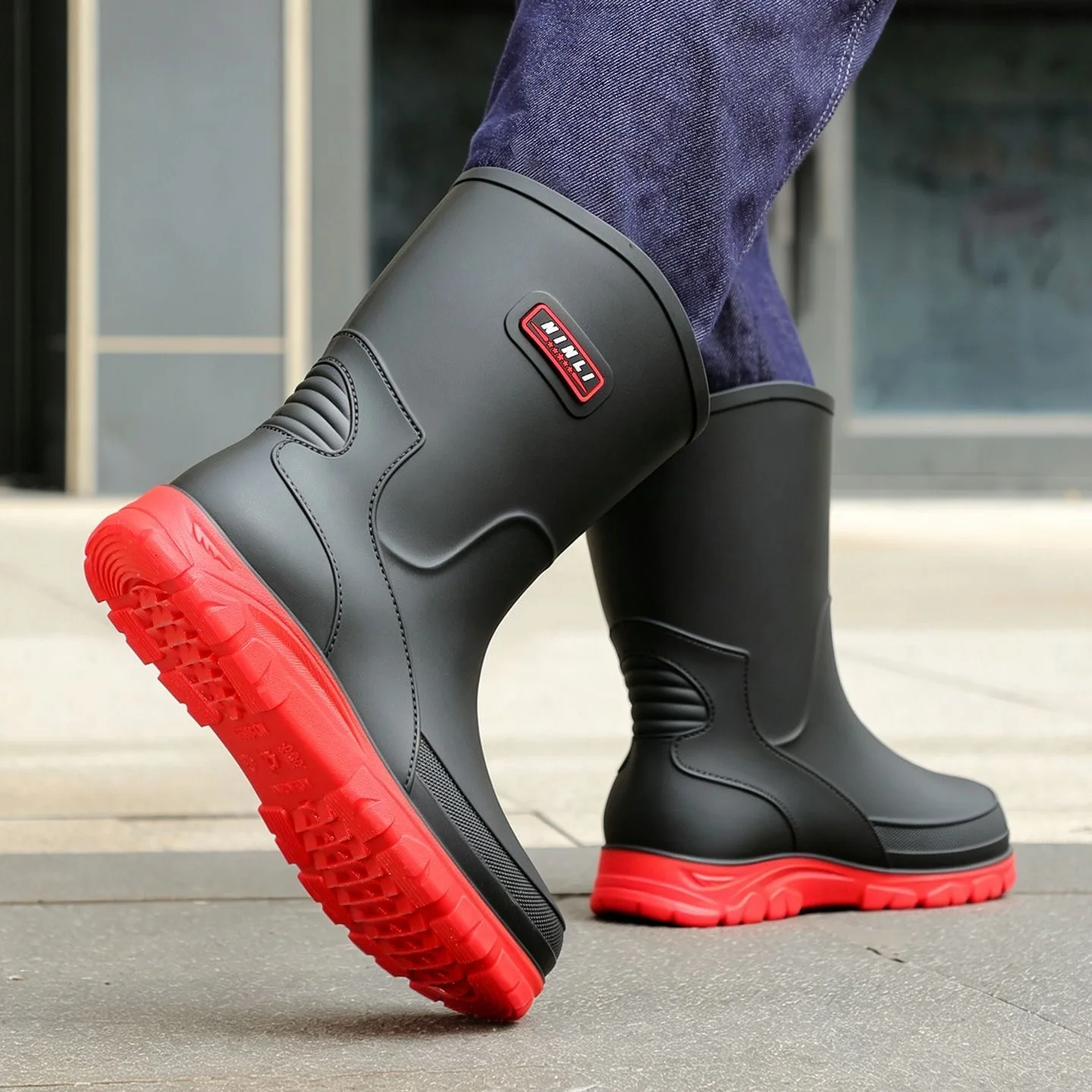 Outdoor-Arbeitsstiefel im Britischen Stil, Rutschfest, Wasserdicht, mit Kordelzug, Trommelmund-Design, Vier-Jahreszeiten-Universal-Regenstiefel für Herren – Detail 1