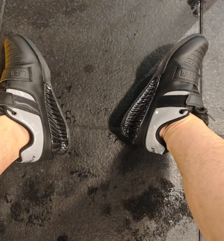 

2025 Hot Mens Deep Squat Hard Pull Shoes Unisex Luxury Brand Gym Training Shoes Women's Weightlifting Shoes