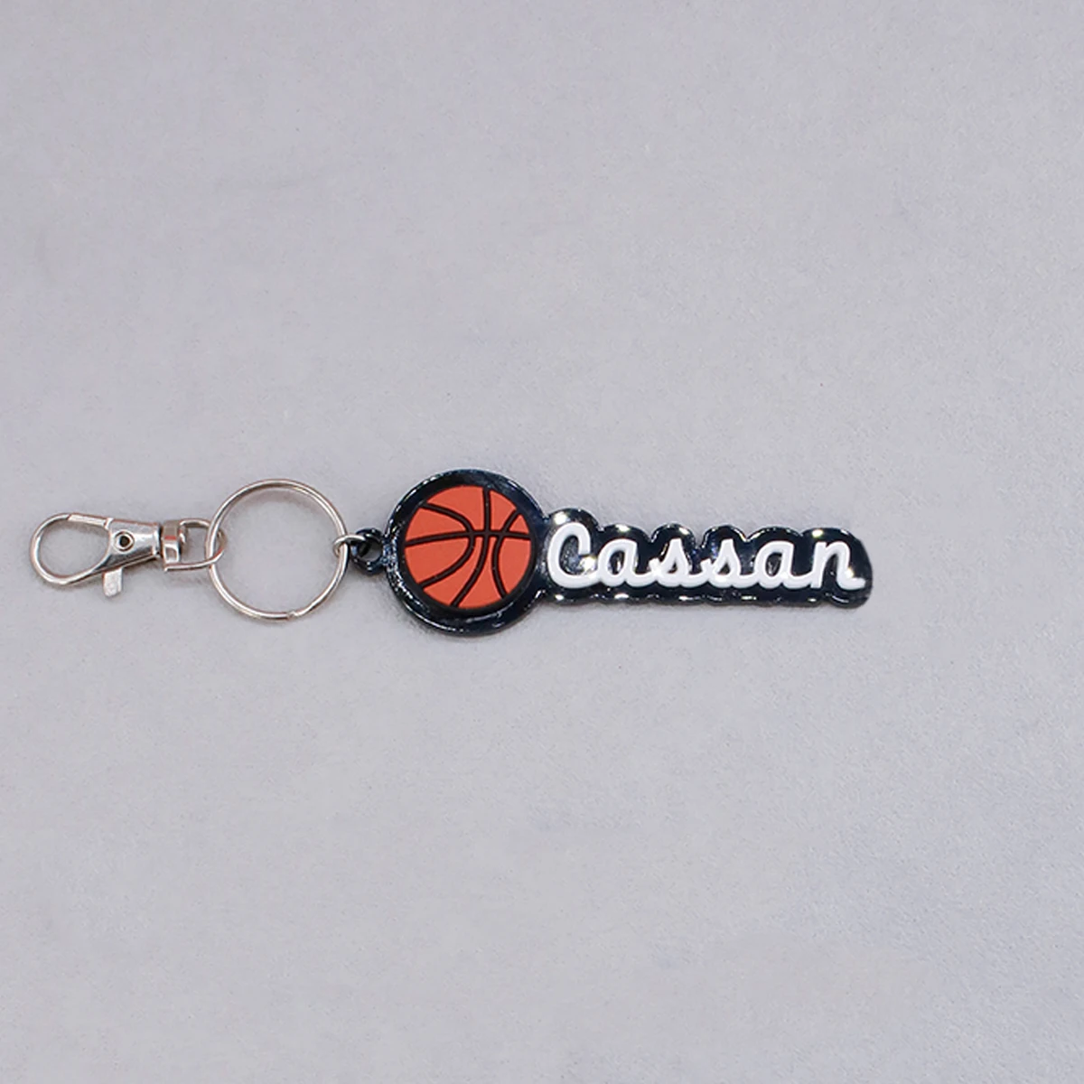Aangepaste naam sleutelhanger met sportthema, gepersonaliseerde naam sleutelhanger, aangepaste sportbal sleutelhanger, aanpasbaar cadeau, tasbedel