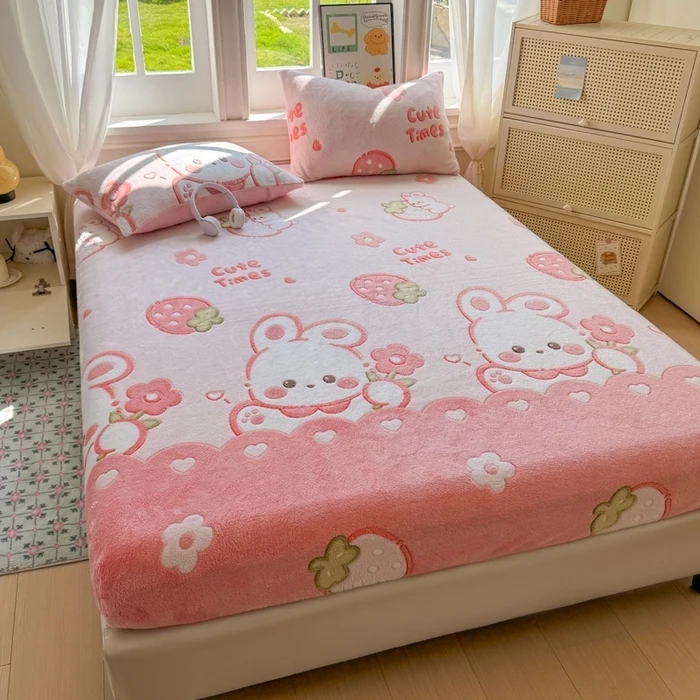 

2025 New 180-gram Snowflake Fleece Printed Bed Hat Thickened and Warm Milk Plush Cartoon Mattress Cover for Autumn and Winter