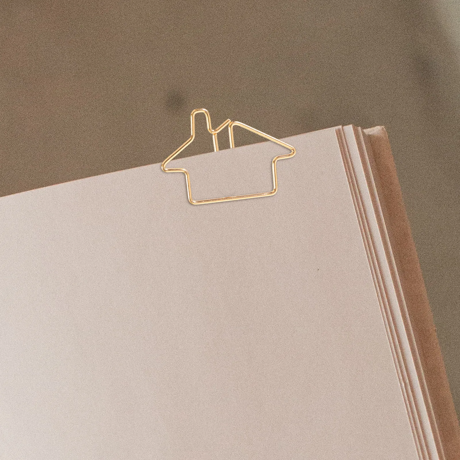 

50Pcs Metal Paper Clips Creative Shaped Office Clips for Photos Notes Cards Mini Document Clamps Multi-Use School Supplies