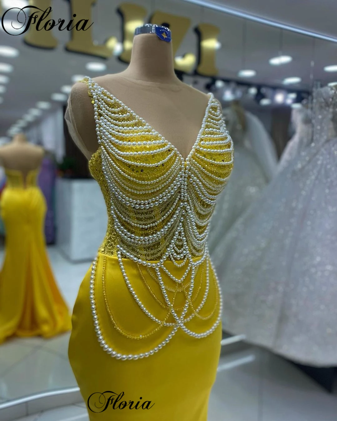 Robe de Rhjaune sexy avec perles pour femmes, robe de célébrité élégante, robe de cérémonie d'ouverture