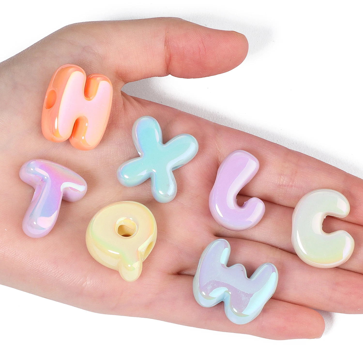 Macaron Color Q-style UV Coated Acrylic Letter Beads Colorful Spacer Big Hole Beads for DIY Clothing Home Decoration Accessories