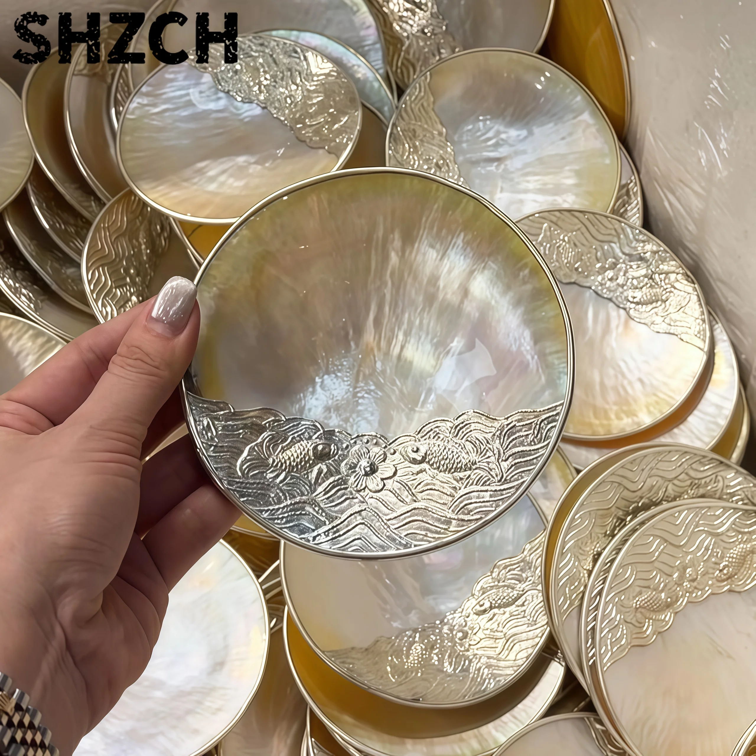 Exquisite Handmade Natural Shell Plate Yellow Conch Condiment Dish Unique Decorative Tableware Craft Gift for Special Friends
