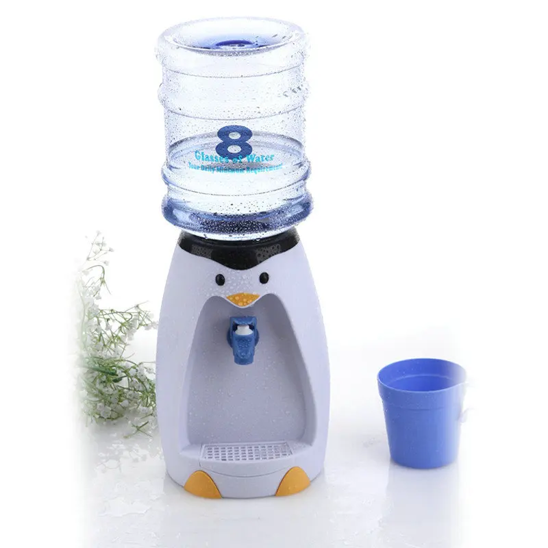 Compact 2.5 Liter Water Dispenser in Penguin Design for Glasses, 2250ML Capacity Bottle for Glass Serving