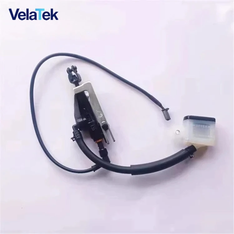 

Для Qingqi корейские детали мотоцикла Hyosung GV300S/QH300 задний тормозной верхний насос задний тормоз основной насос комбинация