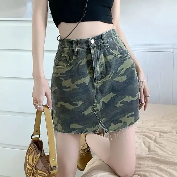 Mini saia jeans retrô de cintura alta feminina, saia camuflada com bolsos, dividida, americana, verão, rua, 2024