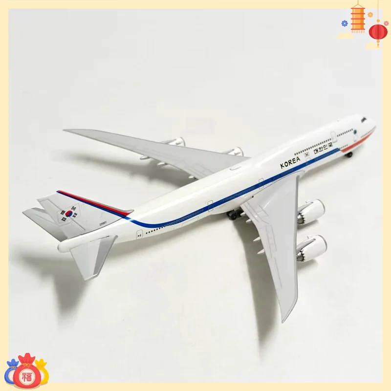 

herpa Diecast Alloy 1:500 Scale Boeing 747-8 BBJ 537513 Airplane Model for Collection& Display & Gift