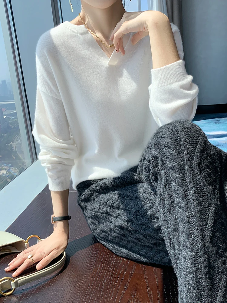 High Quality Women's V-neck Wool Sweater Autumn Winter Warm Cashmere Pullover 100% Merino Wool Knitwear Korean Popular Clothes