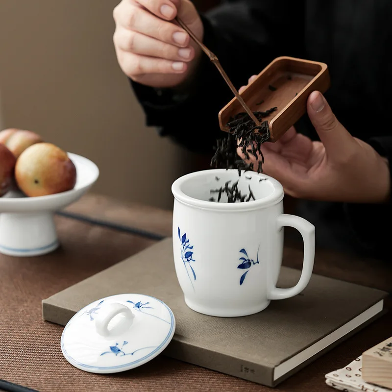 Hand-painted Butterfly Orchid Mug Large Capacity White Porcelain Office Cup With Lid Filter Tea Separation Tea Cup