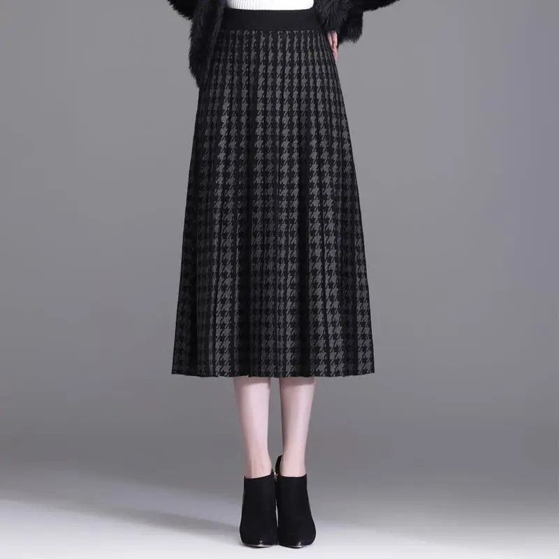 Autumn and Winter Women\'s Houndstooth Knitted Pleated Elastic Classic A-Line Loose High Waist Fashion Casual Commuter Skirt