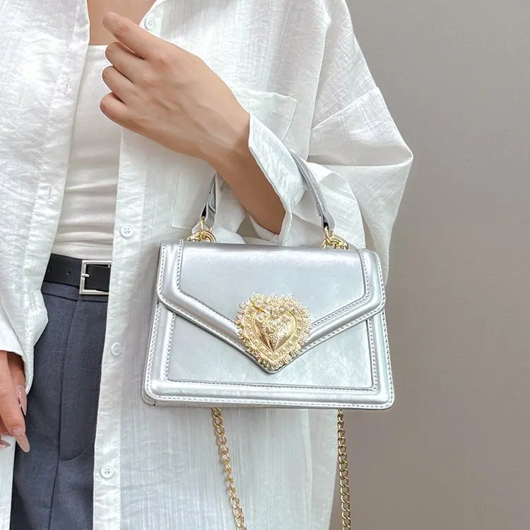 

‌2025 Retro Square Shoulder Bag - Women's Fashion Chain Purse, Vintage Small Crossbody Bag with High-End Love Design‌