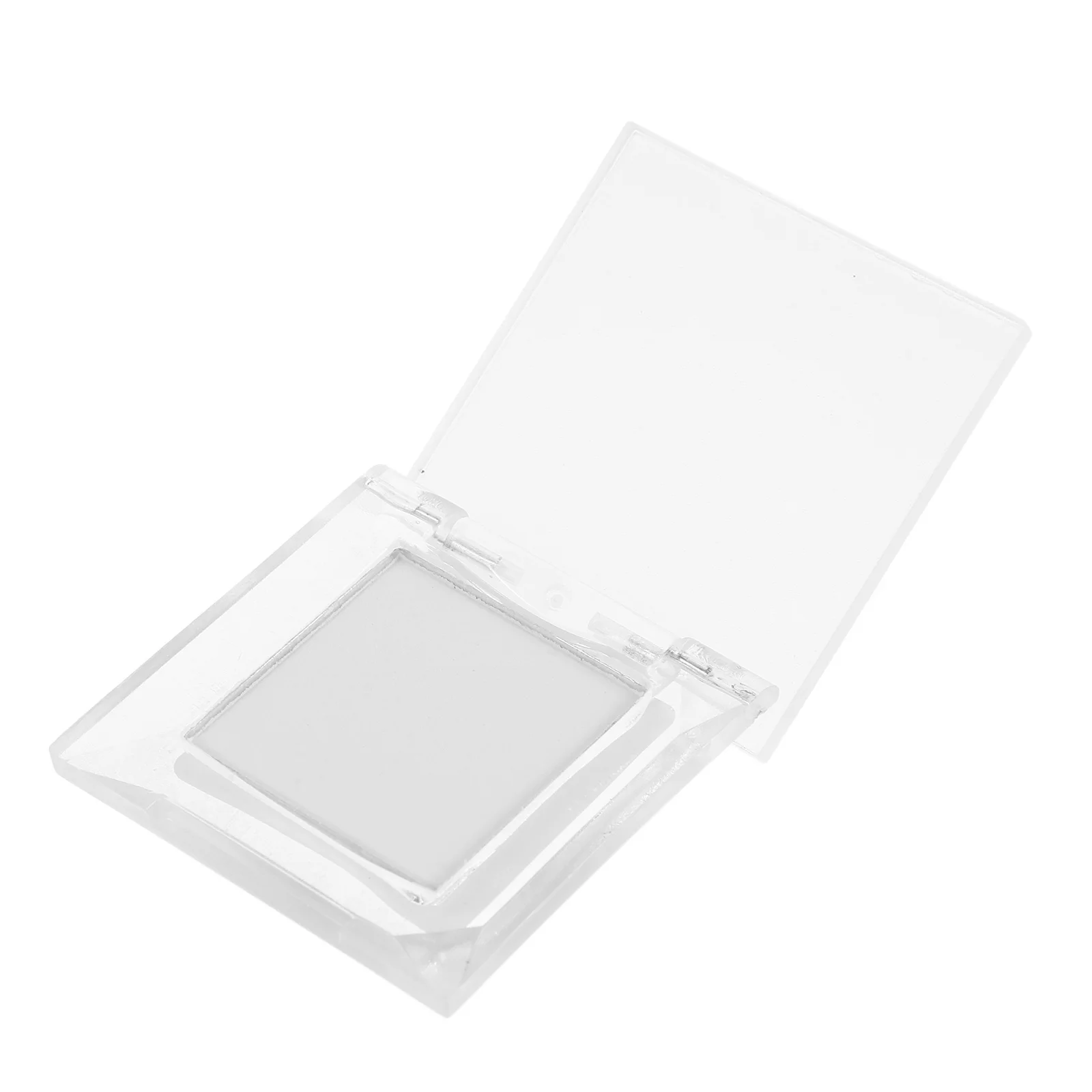 Palette di ombretti monocolore Finitura opaca per le donne Applicazione liscia altamente pigmentata Ombretto a lunga tenuta Aspetto naturale