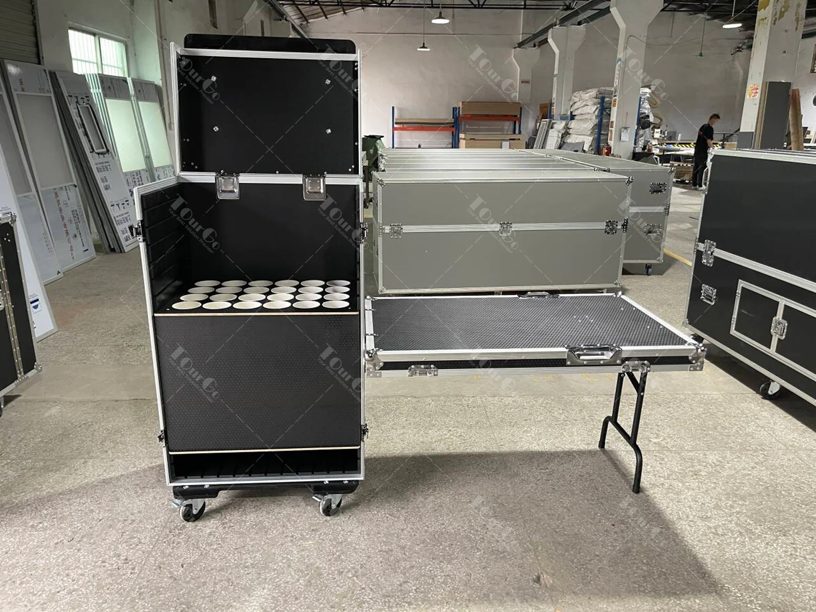 24-UP-Mikrofonständer 24 x 30 Straßenhüllen