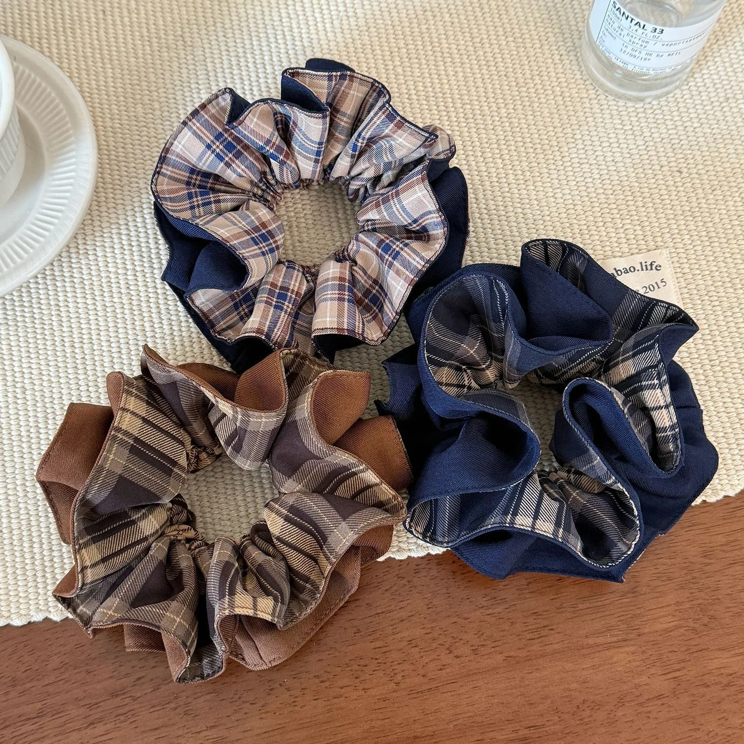 

1pc Double-layer Fabric Plaid Exquisite Hair Bun Scrunchie Hair Accessory Autumn/Winter New Korean Versatile Hair Tie