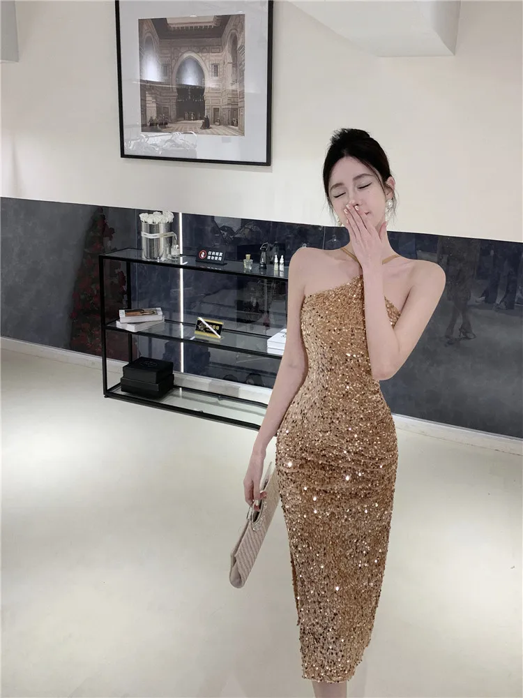 Sexy Hot Blingbling Stunning Party Dress Women Chic Black Gold Sequined Halter Pencil Midi Dress Sleeveless Tight Bodycon Dress