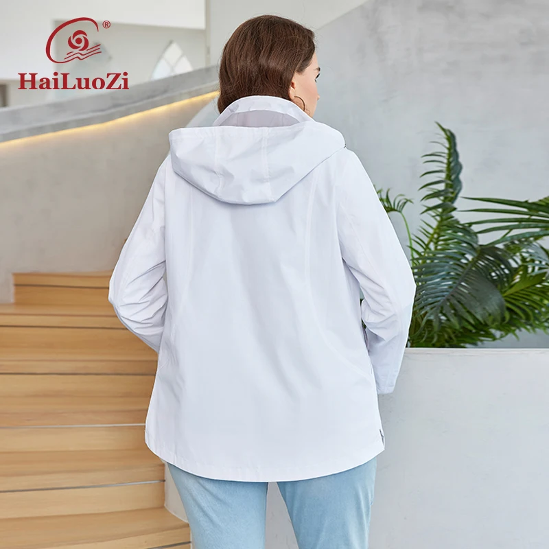 HaiLuoZi 2023 New Women\'s Trench Coat Plus Size Short Female Outwear Detachable Hood Solid Color Slant Pocket Women Jacket 728