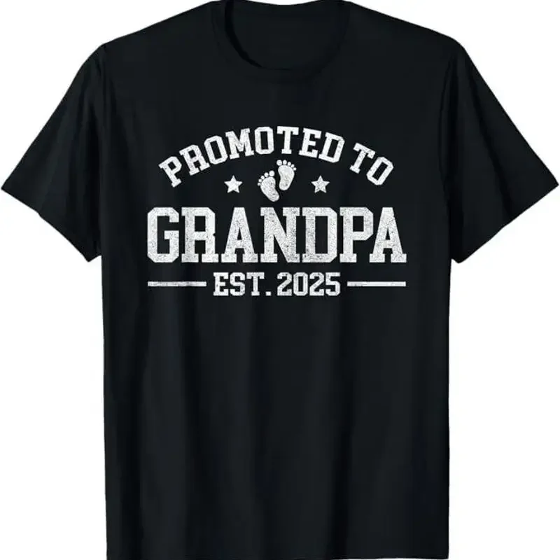 Promoted to Grandpa est. 2025 Grandparents Baby Announcement T-Shirt