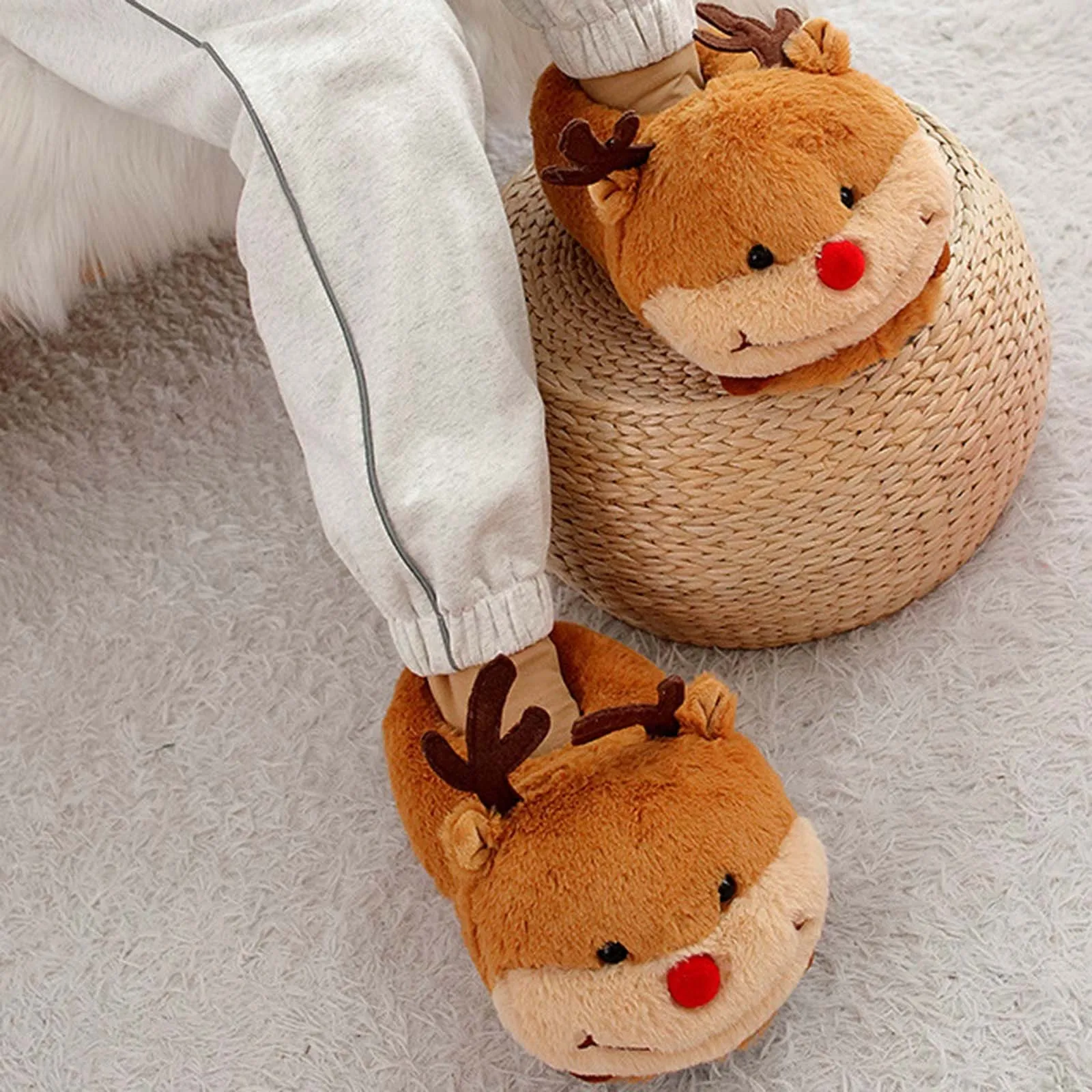 Women Cute Cartoon Slippers Christmas Elk Pig Animal Plush Indoor Comfortable Warm Cover Heel Non Slip Slippers Winter Slides