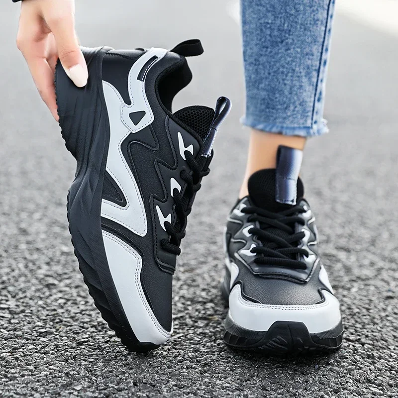 

New flying woven breathable sports non-slip casual soft lightweight INS daddy female fashion shoes